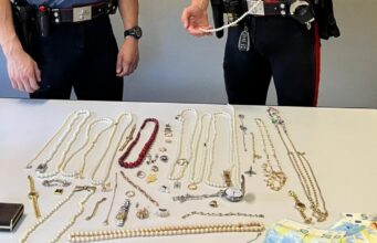 Finto carabiniere deruba un pensionato, arrestato 19enne