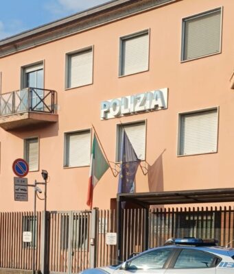 Desenzano, derubano un’anziana e prelevano soldi: arrestati