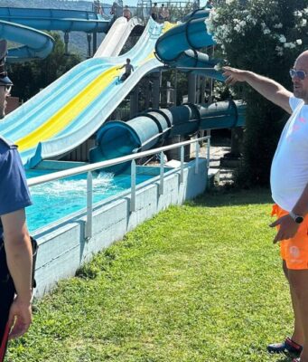 Avrebbe palpeggiato quattro ragazzine in piscina. Arrestato