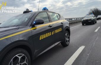 Maxi sequestro di cocaina nell’Atlantico: arrestato anche un bresciano