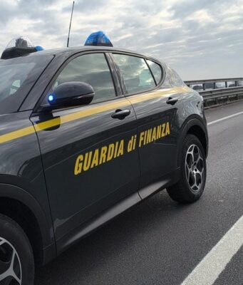 Maxi sequestro di cocaina nell’Atlantico: arrestato anche un bresciano