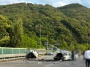 Frontale a Iseo, muoiono sul colpo due ragazze di 23 e 14 anni