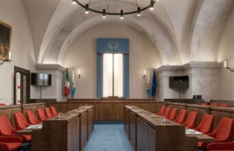 Palazzo Loggia, al via il restauro della sala del Consiglio