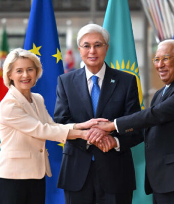 Tokayev a Bruxelles, adottata una dichiarazione congiunta per rafforzare il partenariato strategico Kazakhstan-Ue