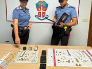 Anziana truffata da finti carabinieri, recuperati oro e denaro
