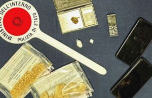 Droga nascosta nel bagno di casa: arrestato pusher bresciano