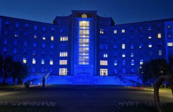 Gli Spedali Civili si tingono di blu per la salute del cervello