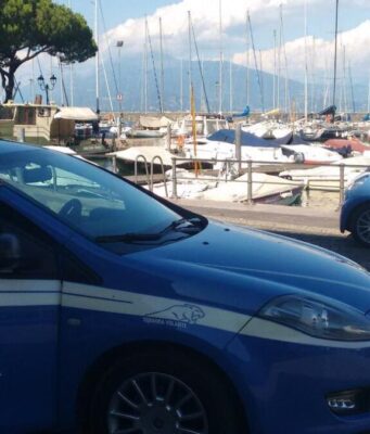 Scambio di droga vicino all’hotel: arrestata una 58enne bresciana