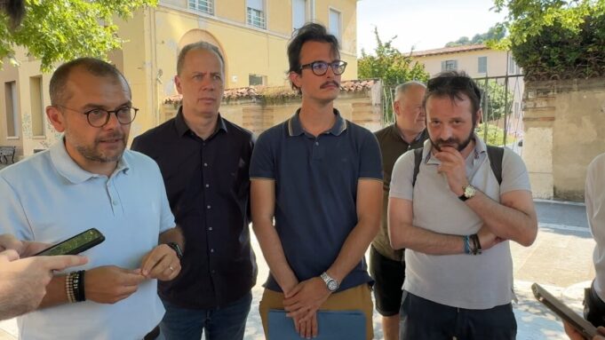 Via Camozzi, il cdx in Loggia “Brescia respinga ogni forma di odio”