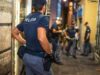 Minaccia di morte i sanitari, reagisce ai poliziotti: arrestato